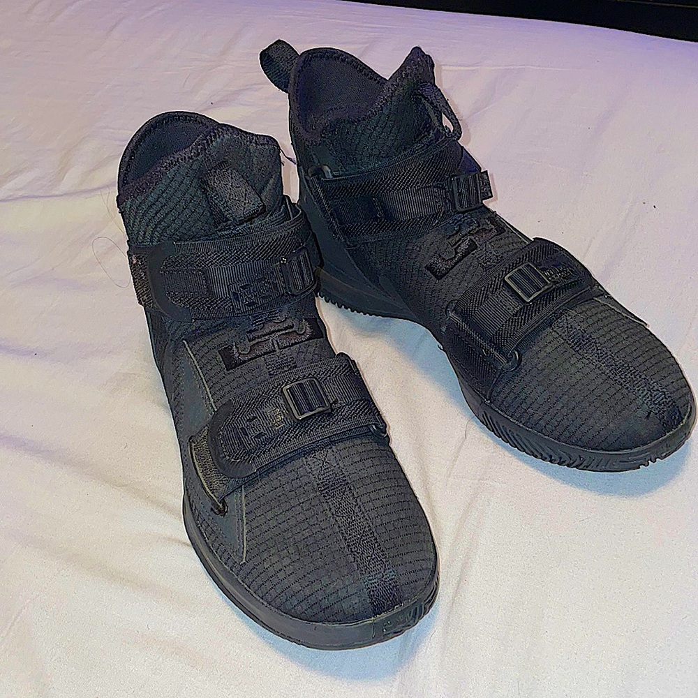 Lebron soldier 13 XIII Triple Black